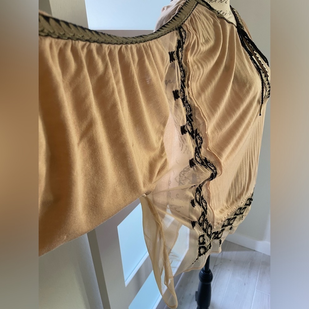 Free People tan bohemian top size small EUC 🥰 - Picture 5 of 10